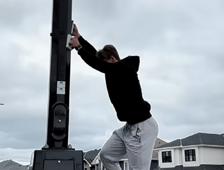 3D Printed wall climbing magnetic device