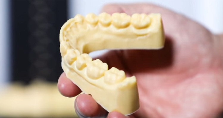 How To Make Invisible Orthodontic Braces By DJ89 LCD 3D Printer？